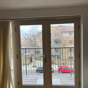 https://new-build-2-bedroom-with-2-bath-london.brighton-hotels-england.com